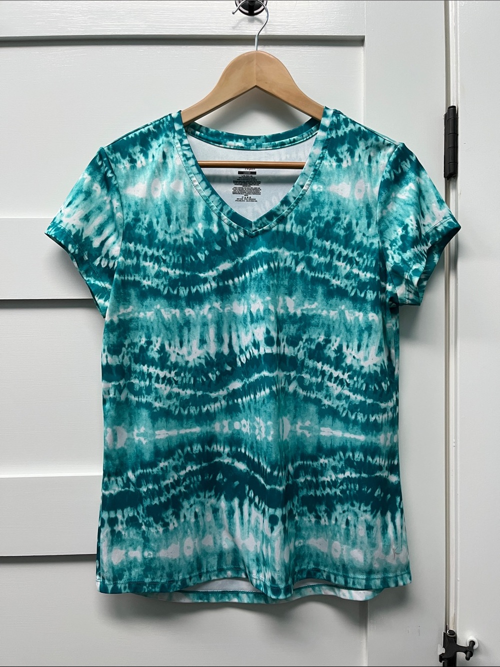Danskin Now Turquoise Teal Tie-Dye V-Neck Exercise Tee